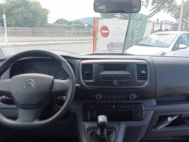 Citroen Jumpy image 2
