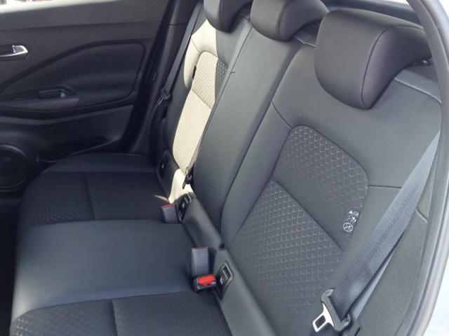 Nissan Juke image 5