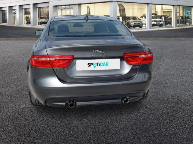 Jaguar Xe image 4