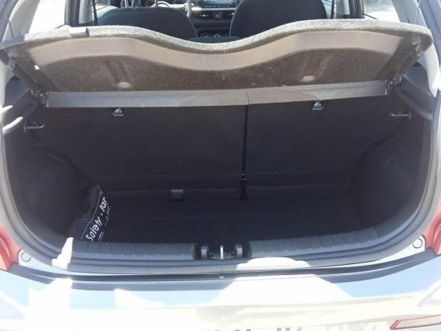 Kia Picanto image 1
