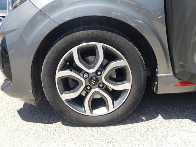 Kia Picanto image 9