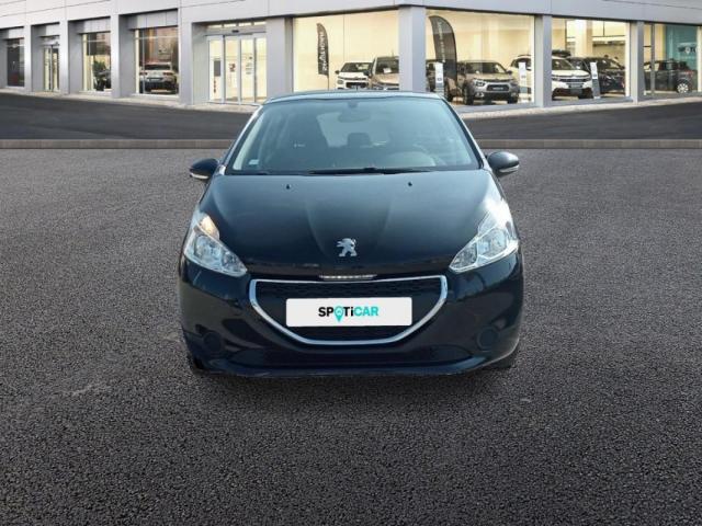 Peugeot 208 image 1