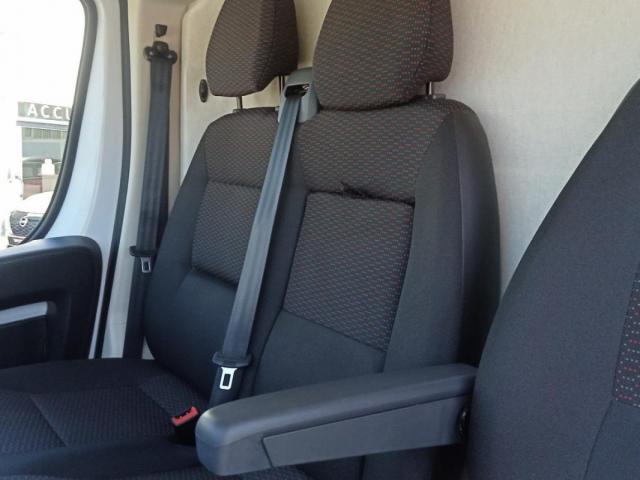 Peugeot Boxer image 3