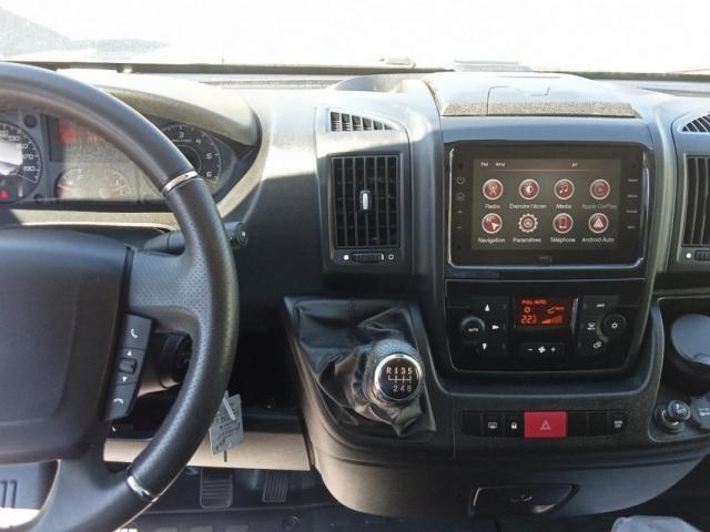 Peugeot Boxer image 2