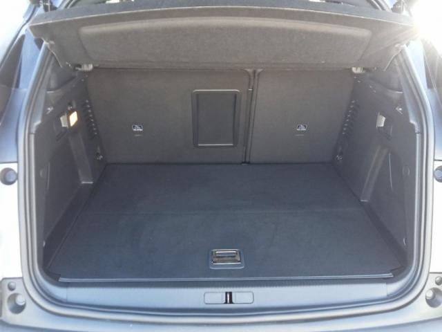 Peugeot 3008 image 8