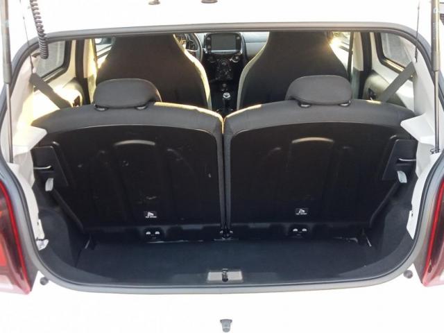 Peugeot 108 image 1