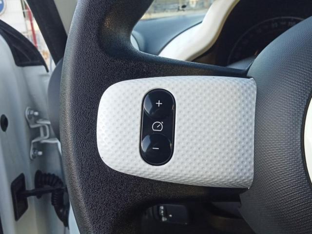 Renault Twingo image 8