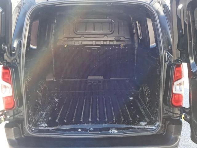 Peugeot Partner image 1