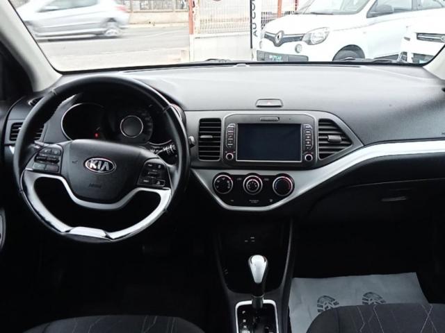 Kia Picanto image 6