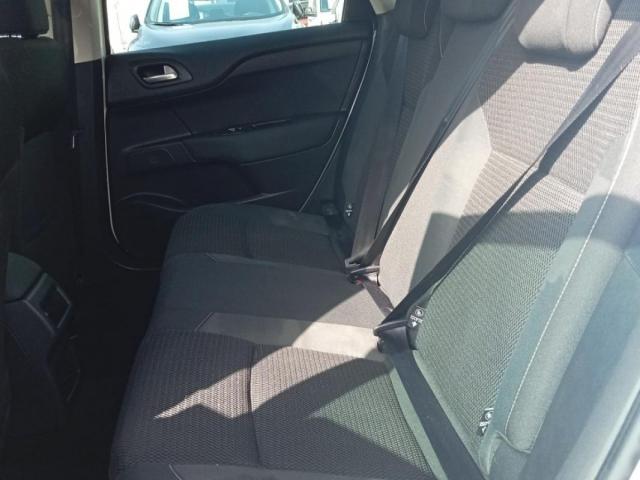 Peugeot 2008 image 5