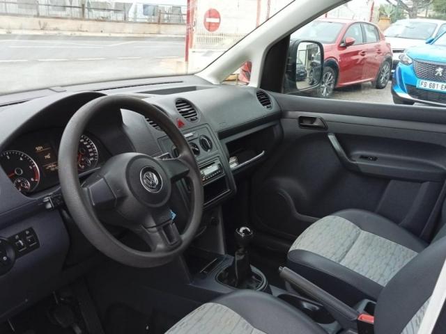 Volkswagen Caddy Van image 3