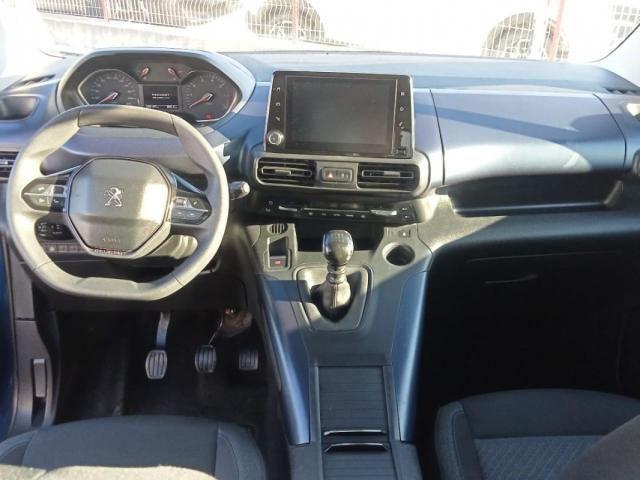 Peugeot Rifter image 6