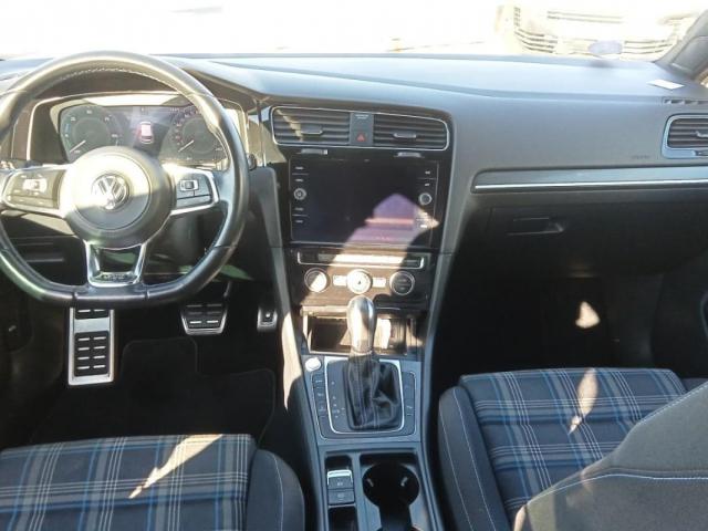Volkswagen Golf image 1