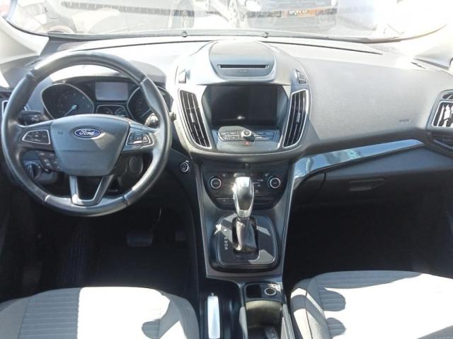 Ford C-Max image 9