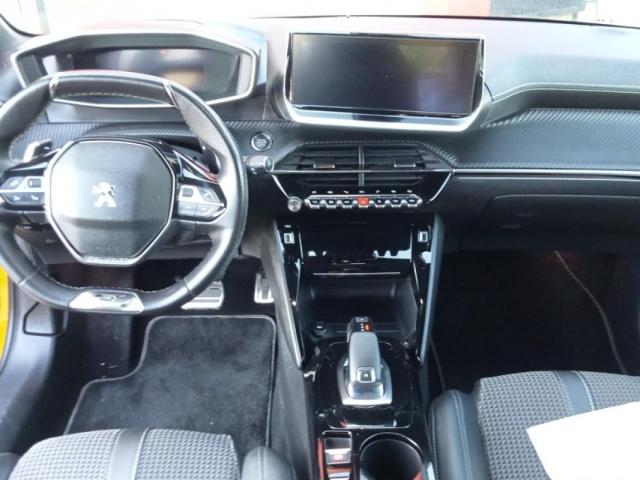 Peugeot 208 image 2