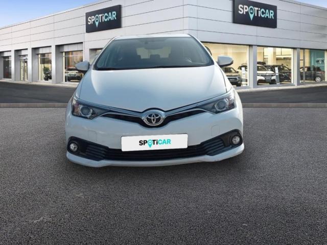 Toyota Auris image 3