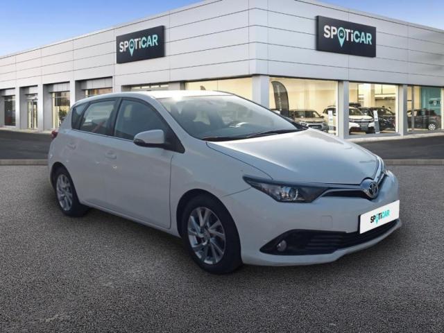 Toyota Auris image 4