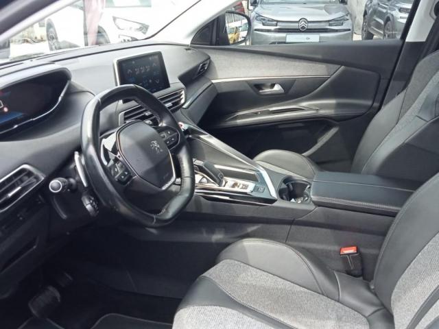 Peugeot 3008 image 3