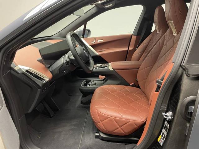 Bmw Ix image 2