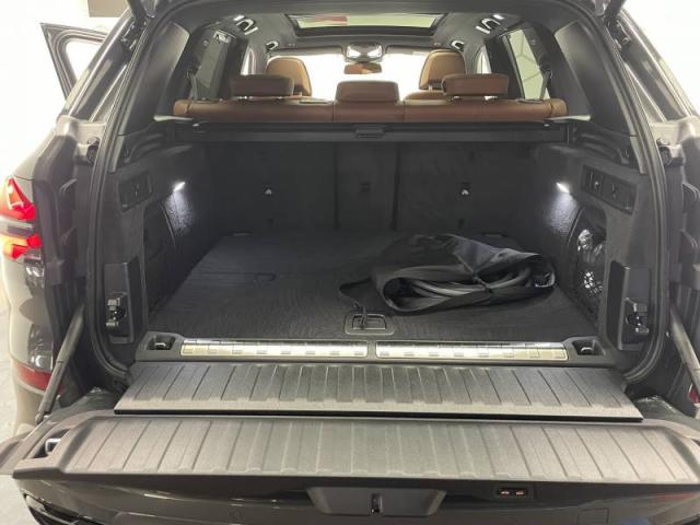 Bmw X5 image 2