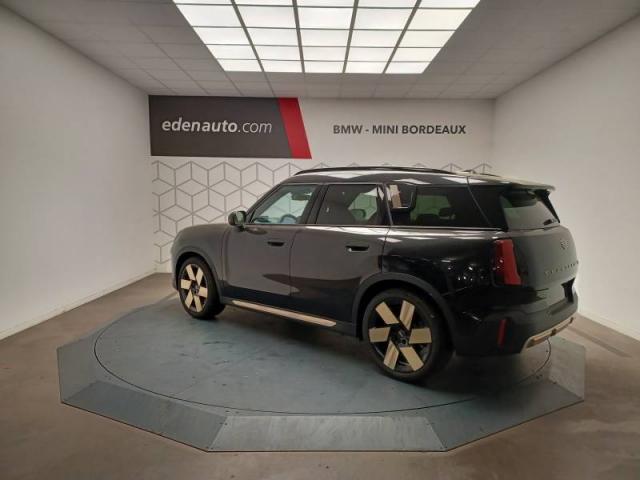 Mini Countryman image 2