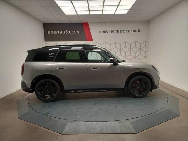 Mini Countryman image 9