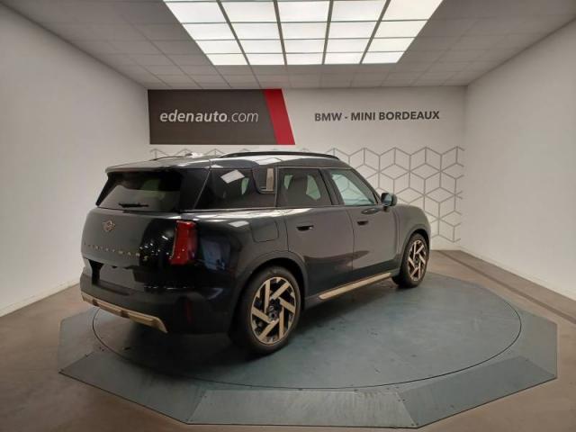 Mini Countryman image 2