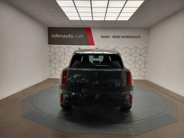 Mini Countryman image 9