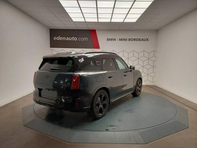 Mini Countryman image 2