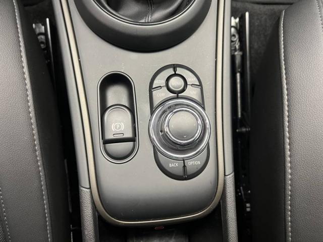 Mini Mini image 9