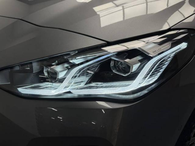 Bmw Serie 2 image 9