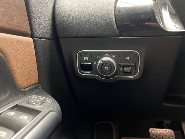 Mercedes Benz Gla image 7