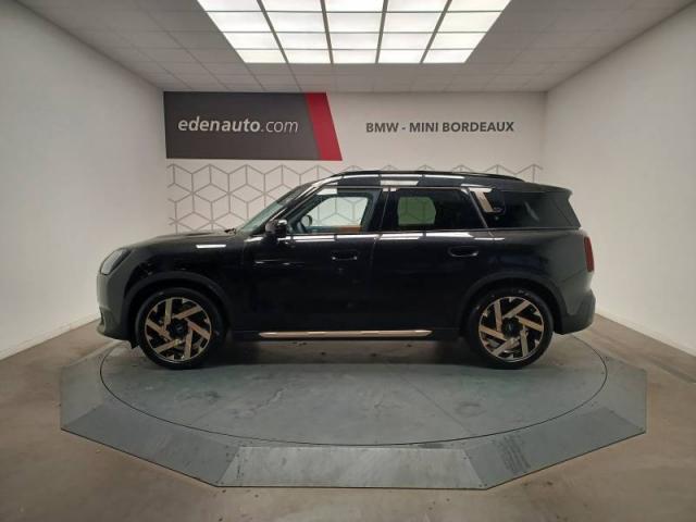 Mini Countryman image 2