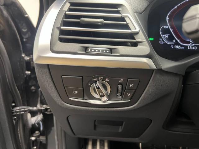 Bmw Ix3 image 8