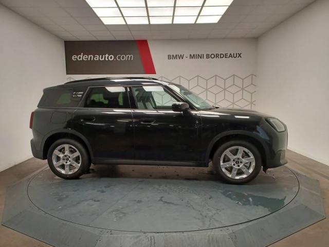 Mini Countryman image 3