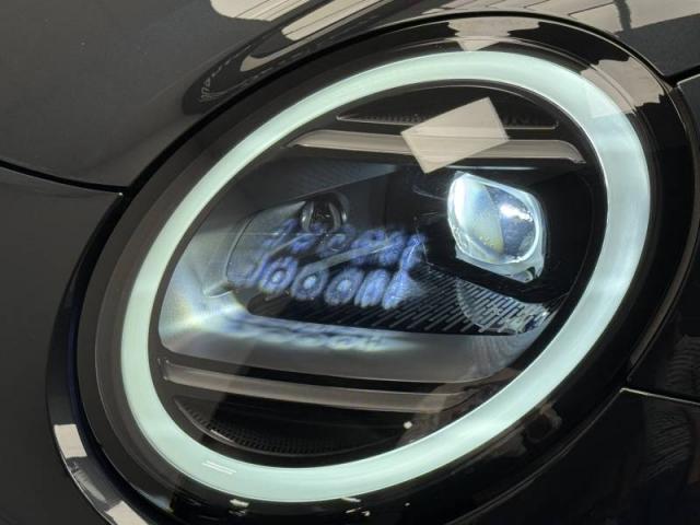 Mini Cooper image 7