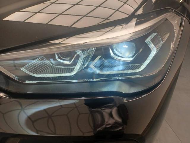 Bmw X1 image 2