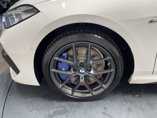 Bmw Serie 2 image 8