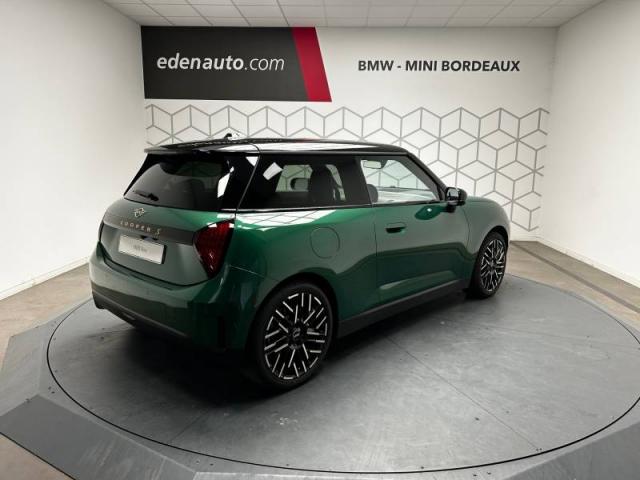 Mini Cooper image 2