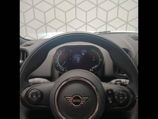 Mini Mini image 9