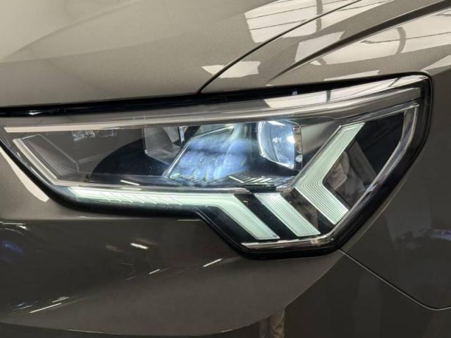 Audi Q3 image 8