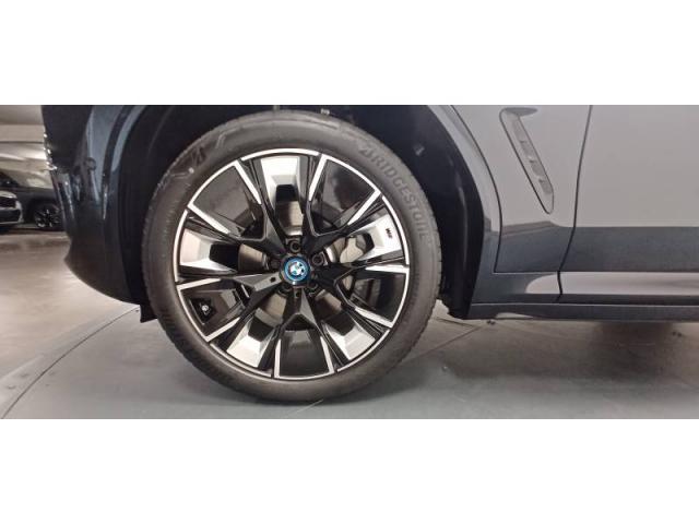 Bmw Ix3 image 7