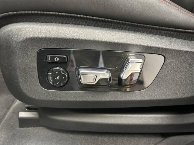 Bmw Xm image 6