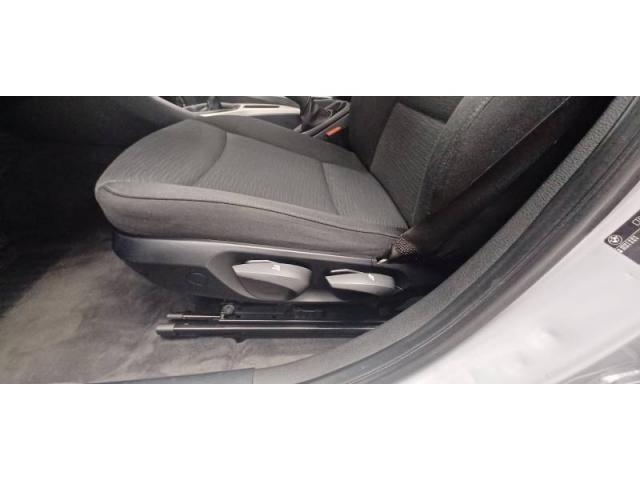 Bmw X1 image 6