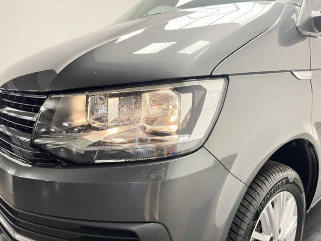 Volkswagen Transporter image 4