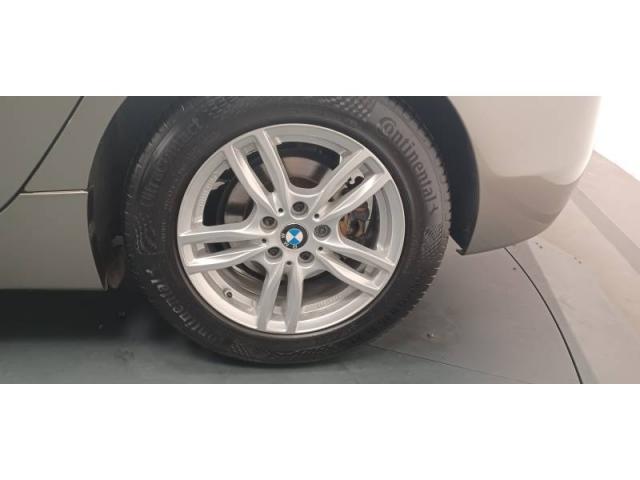 Bmw Serie 2 image 9