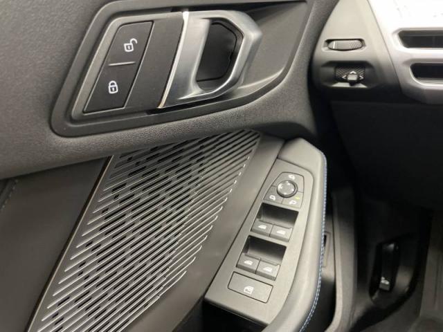 Bmw Série 1 image 9