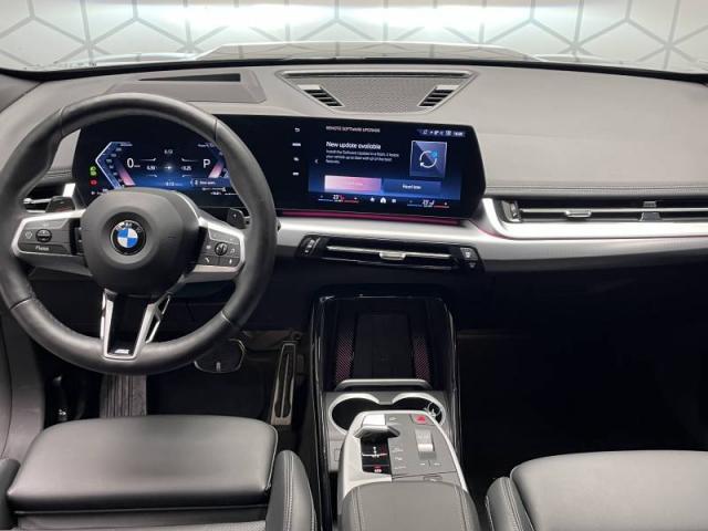 Bmw X1 image 2