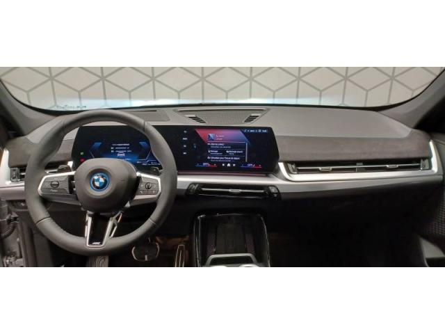 Bmw X1 image 2