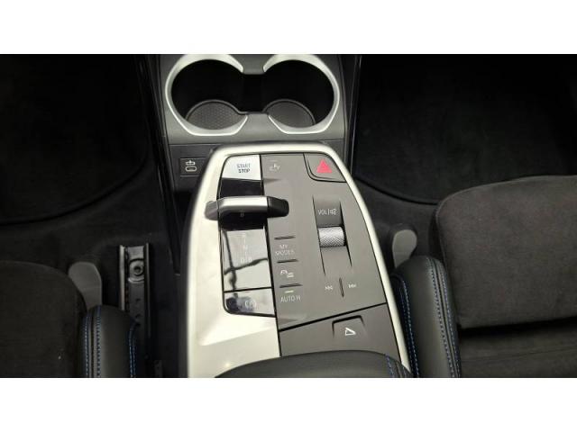 Bmw X1 image 2